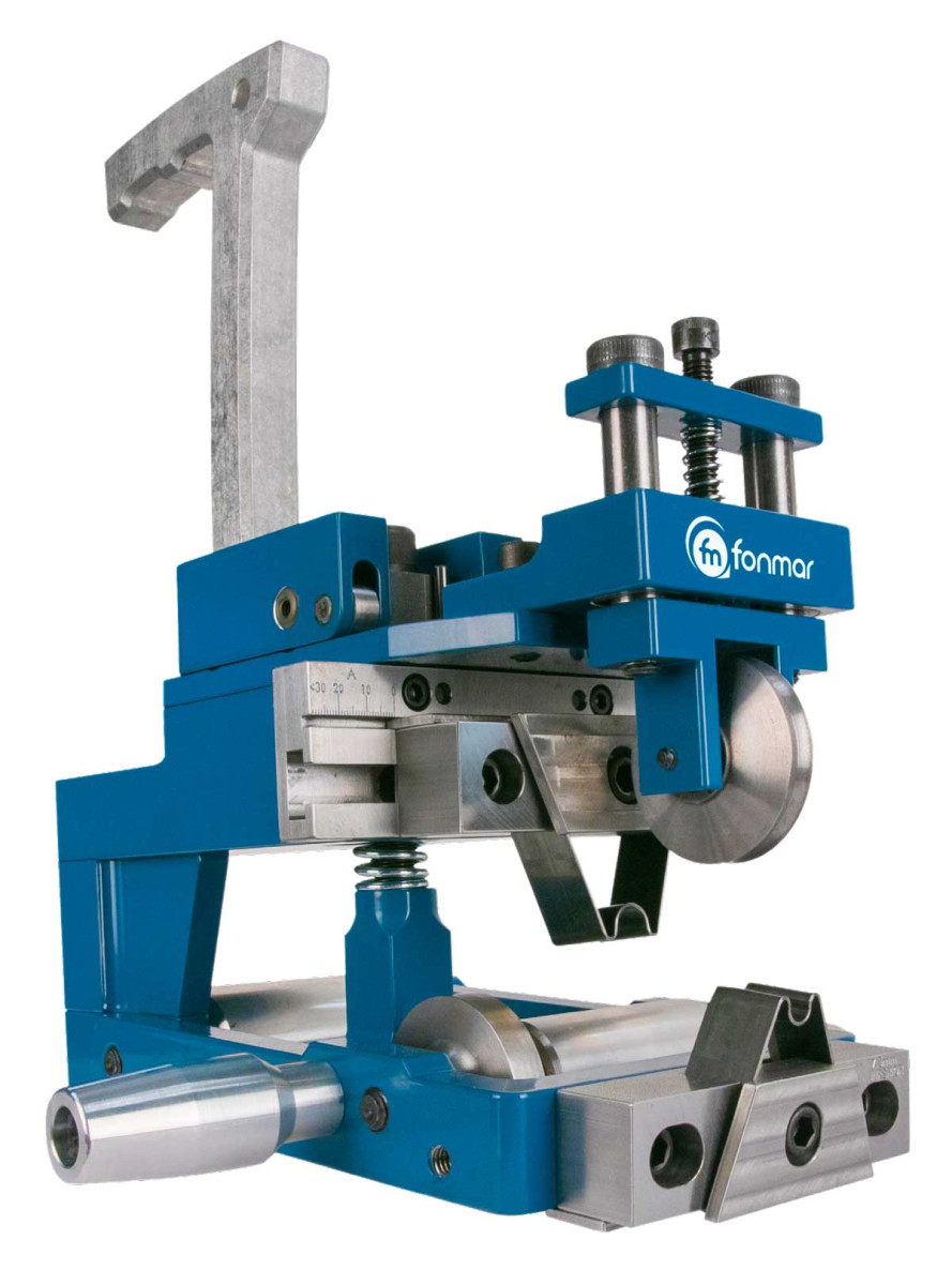 Tools for rubber conveyor belts